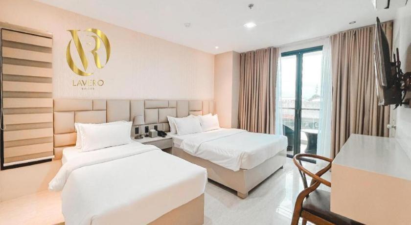 Lavero Suites Kalibo Esterno foto